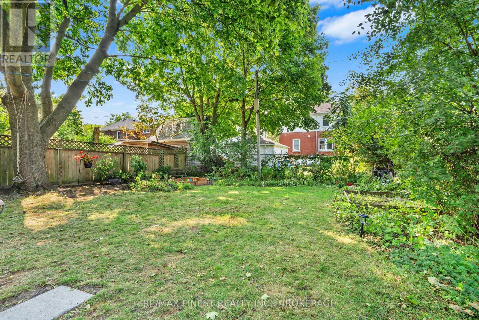 14 Graham Avenue, Kingston, Ontario  K7L 4H3 - Photo 31 - X12397064