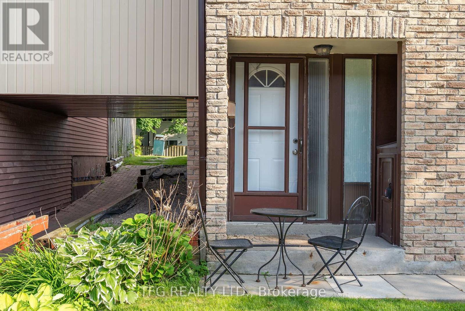 45 - 222 Pearson Street, Oshawa, Ontario  L1G 7C6 - Photo 4 - E12396991
