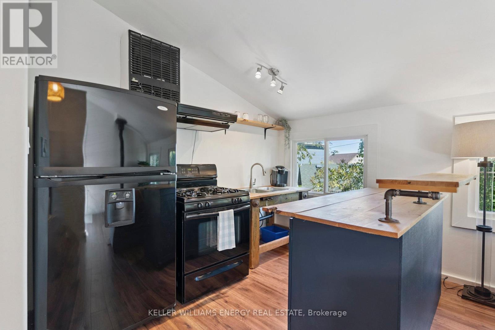 141 Cedar Crest Beach Road, Clarington, Ontario  L1C 3K3 - Photo 24 - E12397075