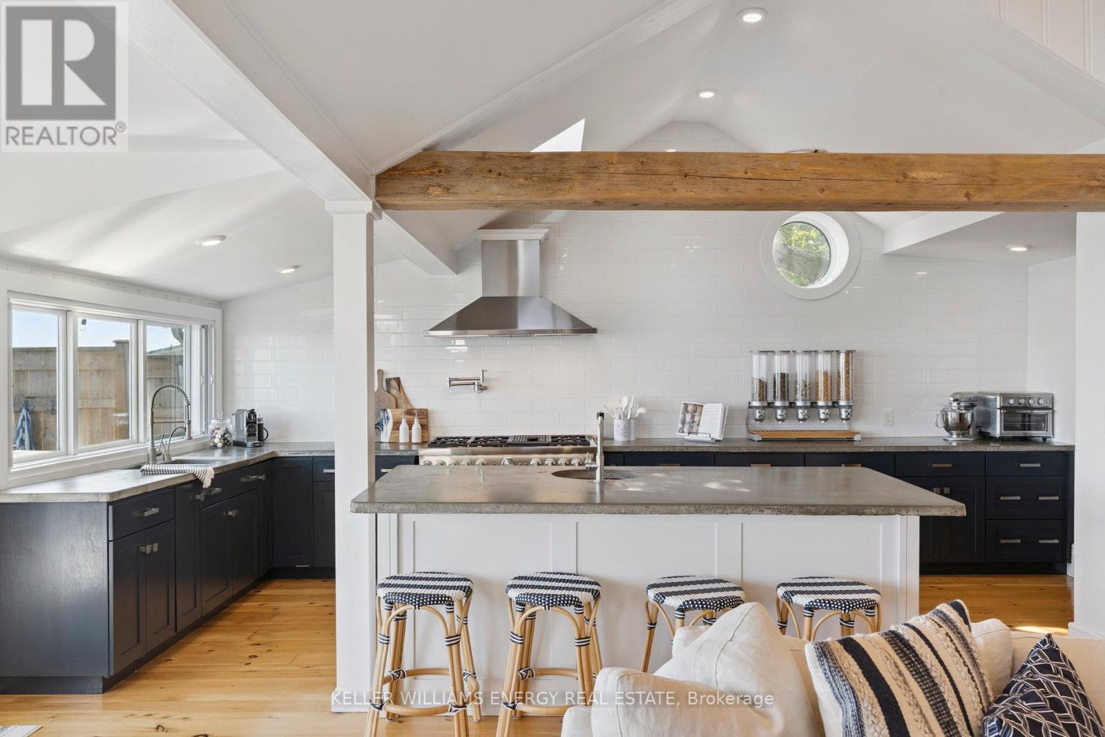 141 Cedar Crest Beach Road, Clarington, Ontario  L1C 3K3 - Photo 8 - E12397075