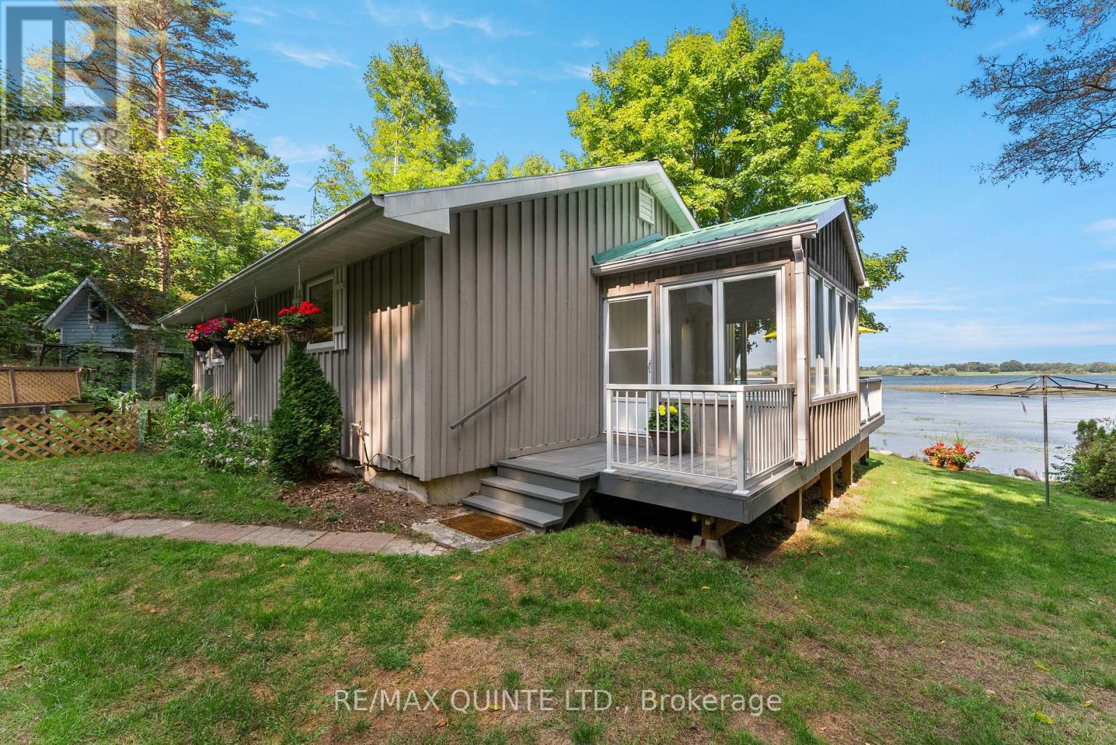89 Curry Lane, Prince Edward County, Ontario  K0K 1P0 - Photo 11 - X12397030