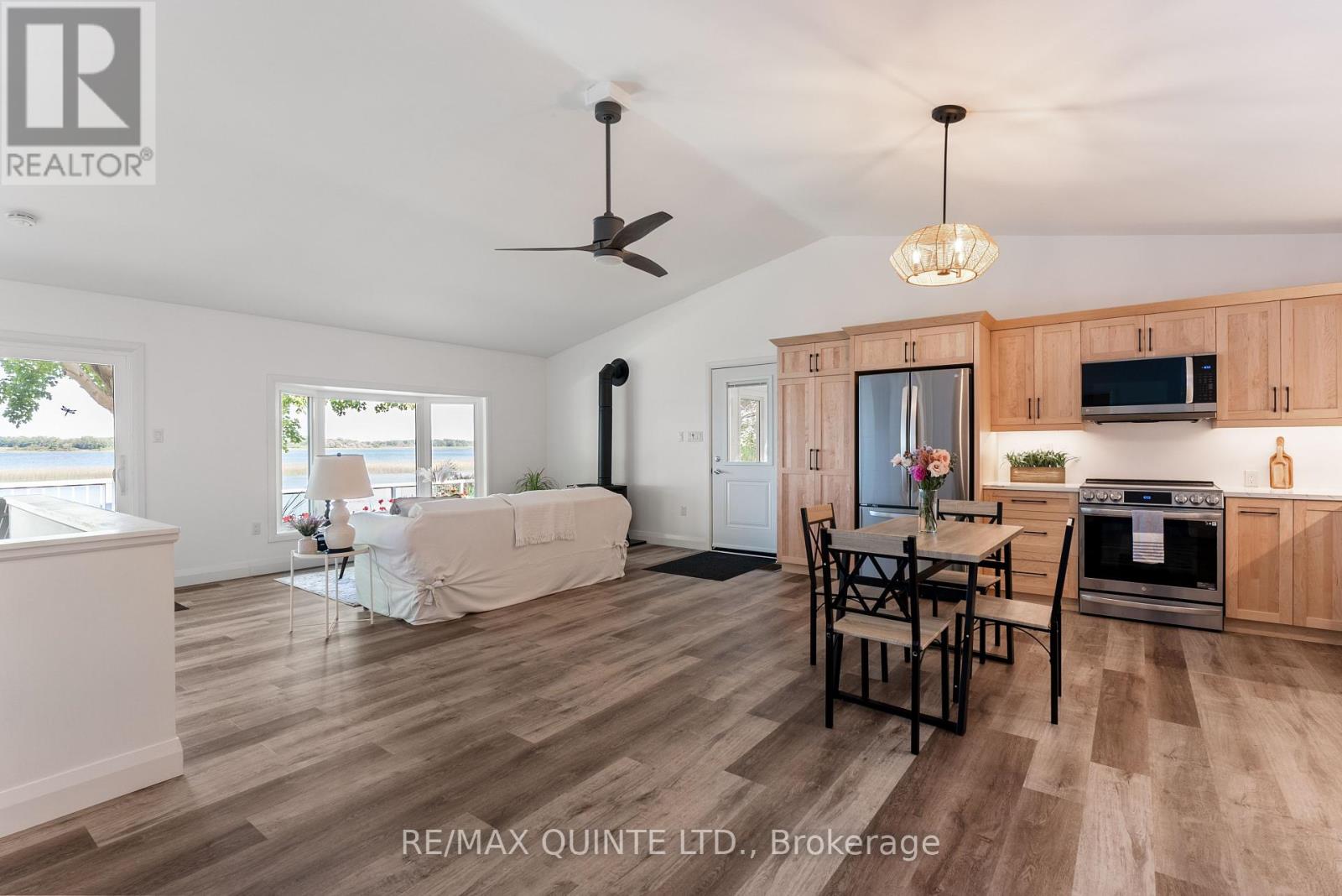 89 Curry Lane, Prince Edward County, Ontario  K0K 1P0 - Photo 23 - X12397030