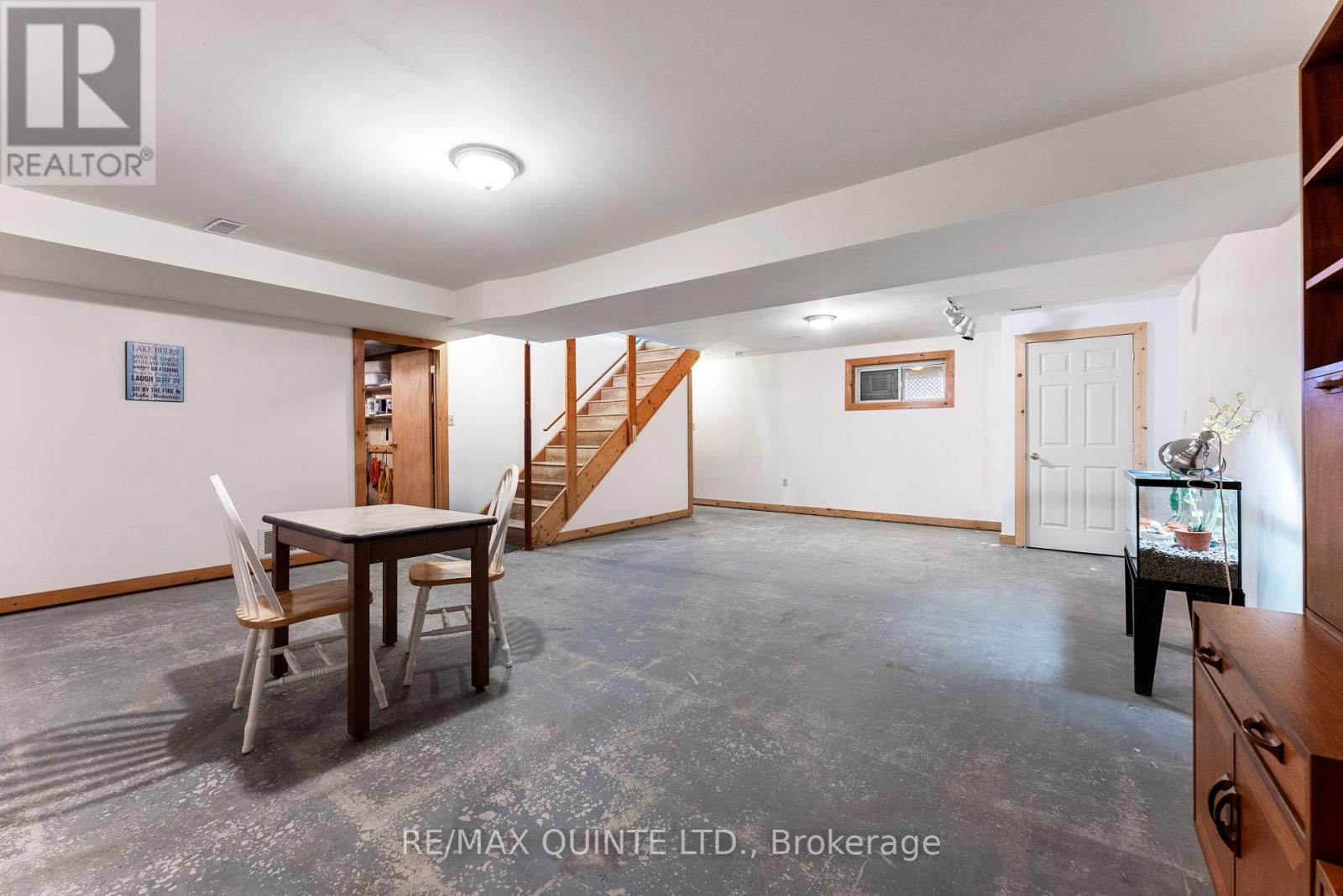 89 Curry Lane, Prince Edward County, Ontario  K0K 1P0 - Photo 29 - X12397030