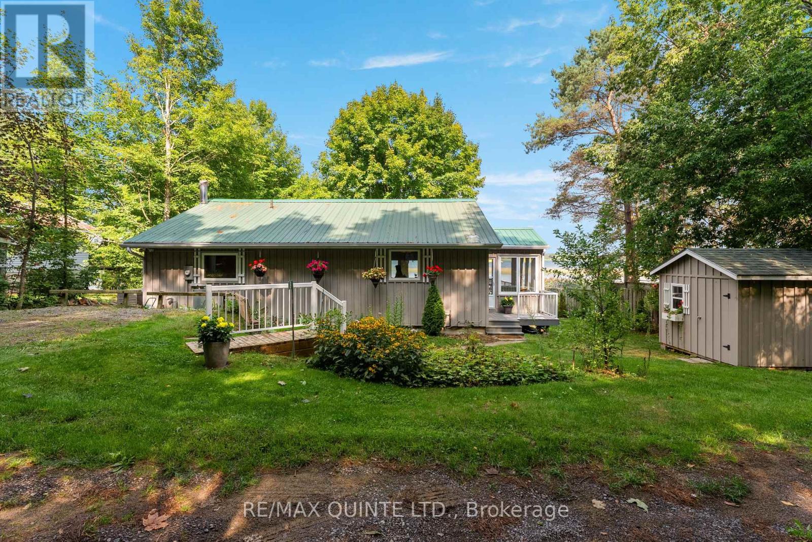 89 Curry Lane, Prince Edward County, Ontario  K0K 1P0 - Photo 7 - X12397030