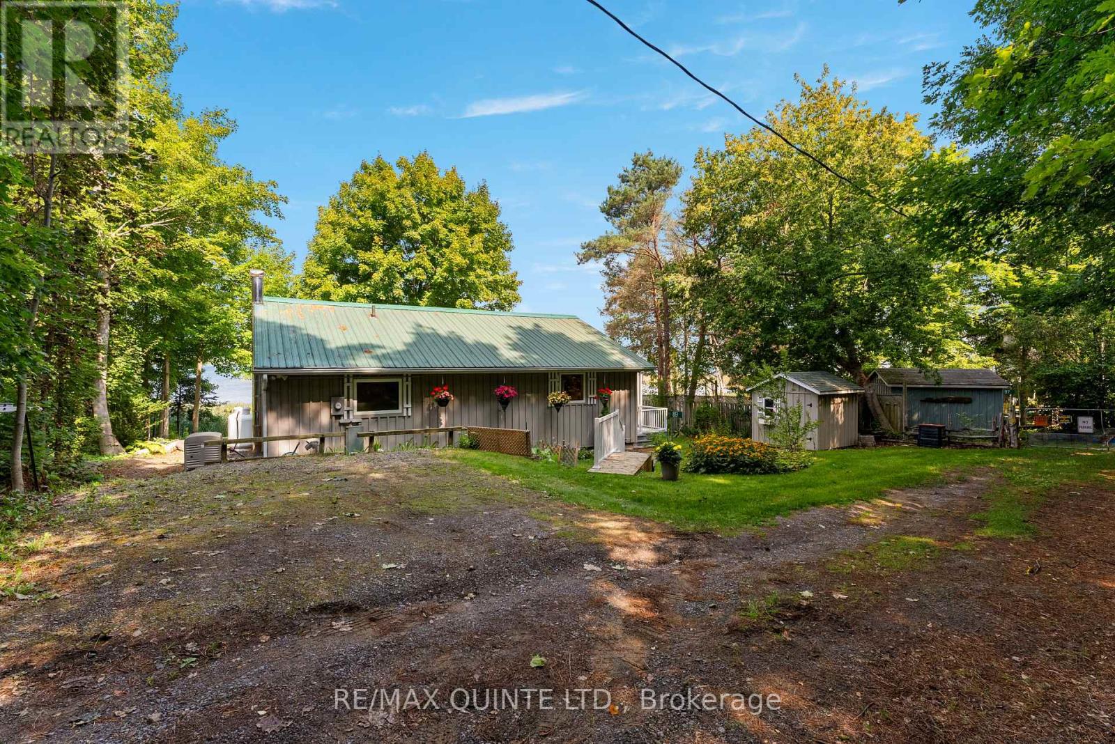 89 Curry Lane, Prince Edward County, Ontario  K0K 1P0 - Photo 8 - X12397030