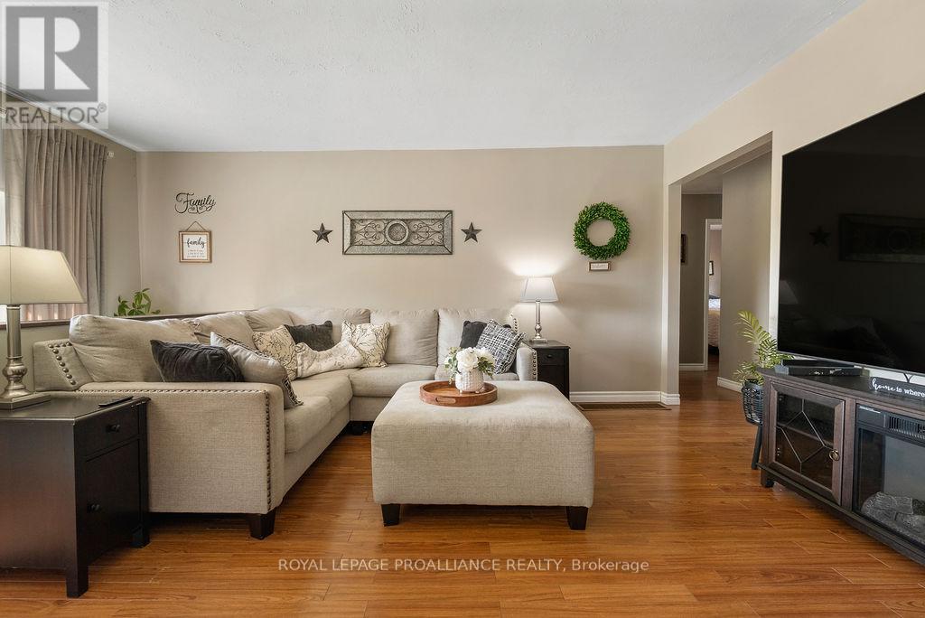 16395 2 Highway, Quinte West (Murray Ward), Ontario  K8V 5P7 - Photo 13 - X12397031