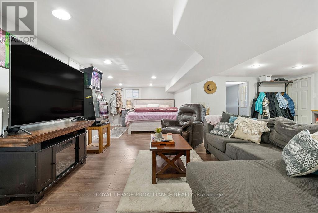 16395 2 Highway, Quinte West (Murray Ward), Ontario  K8V 5P7 - Photo 23 - X12397031