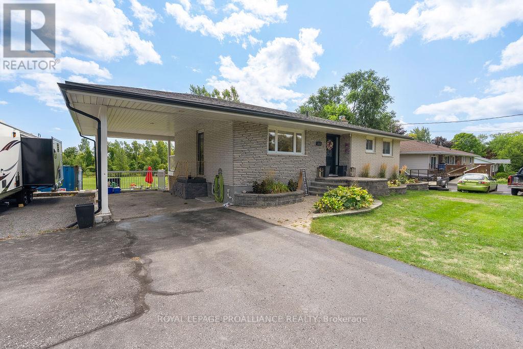 16395 2 Highway, Quinte West (Murray Ward), Ontario  K8V 5P7 - Photo 35 - X12397031