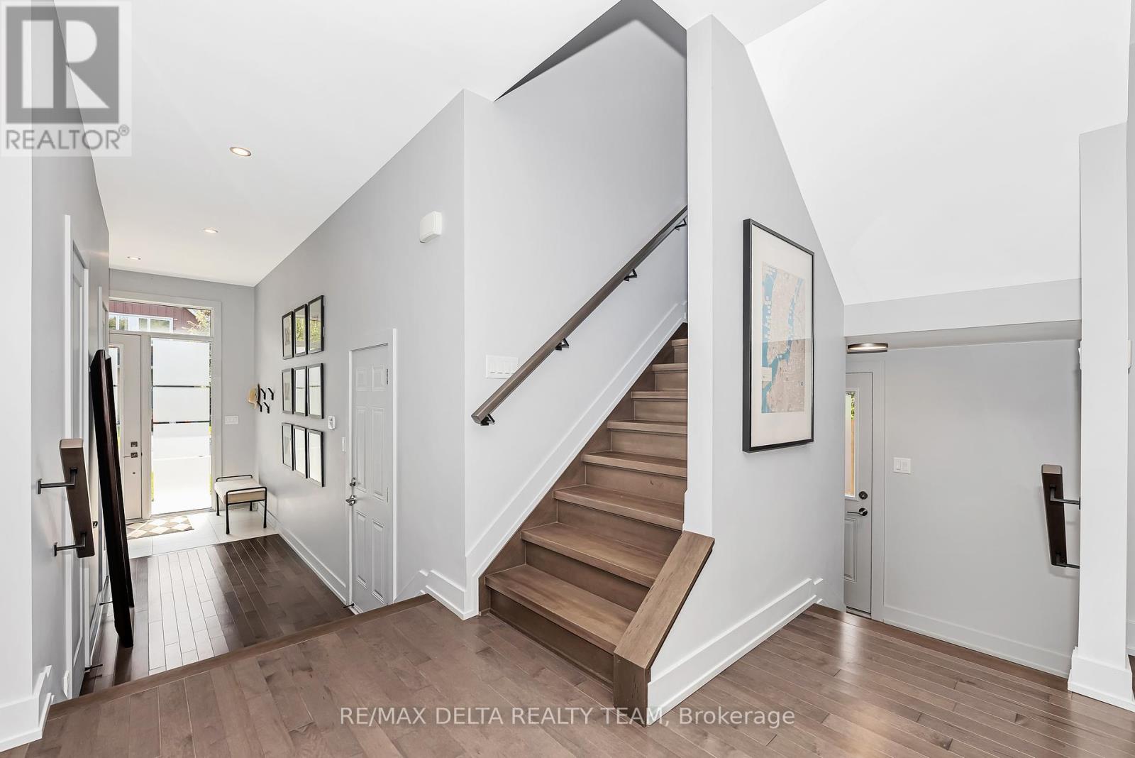 1179 Kingston Avenue, Ottawa, Ontario  K1Z 8K5 - Photo 12 - X12397033