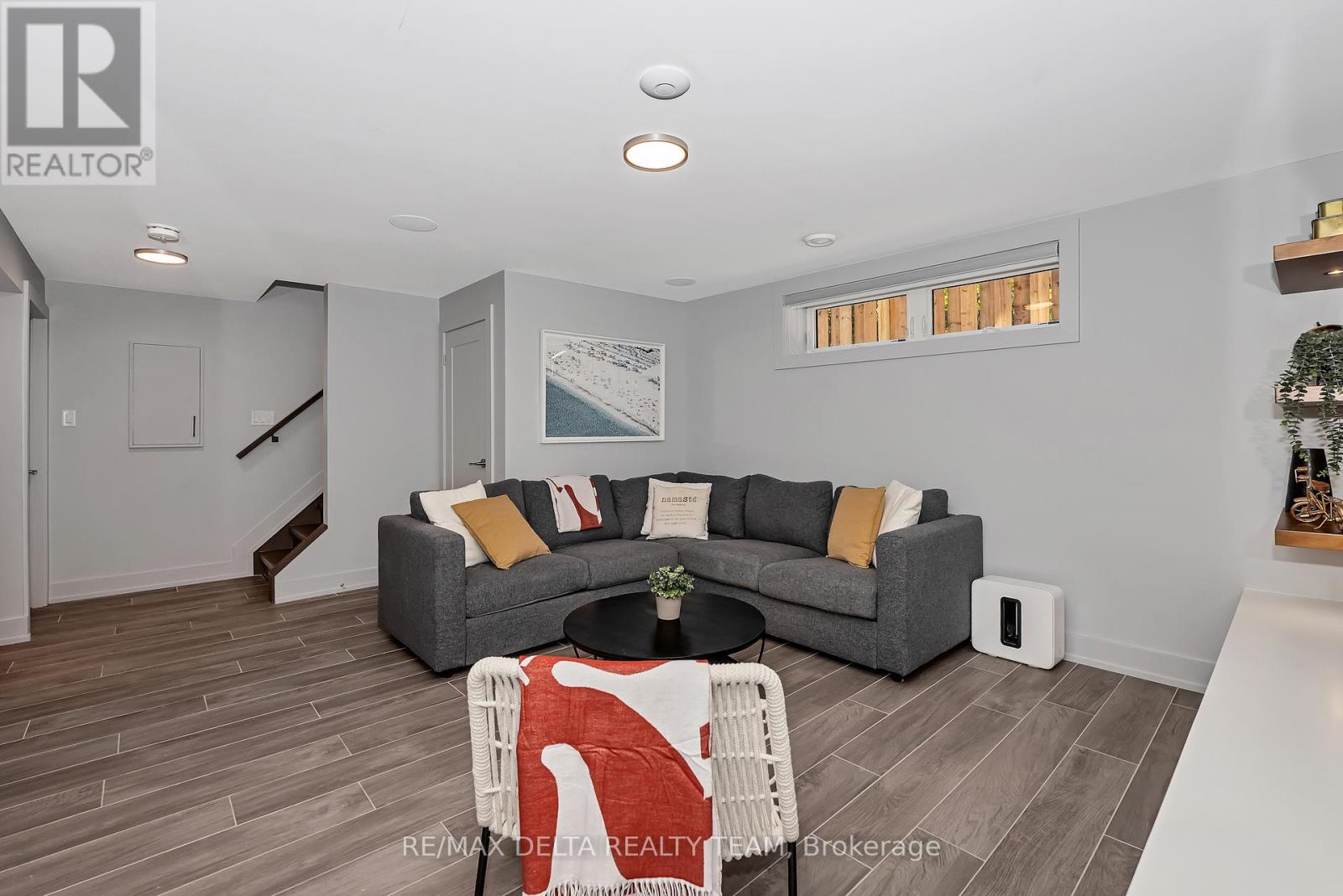 1179 Kingston Avenue, Ottawa, Ontario  K1Z 8K5 - Photo 25 - X12397033