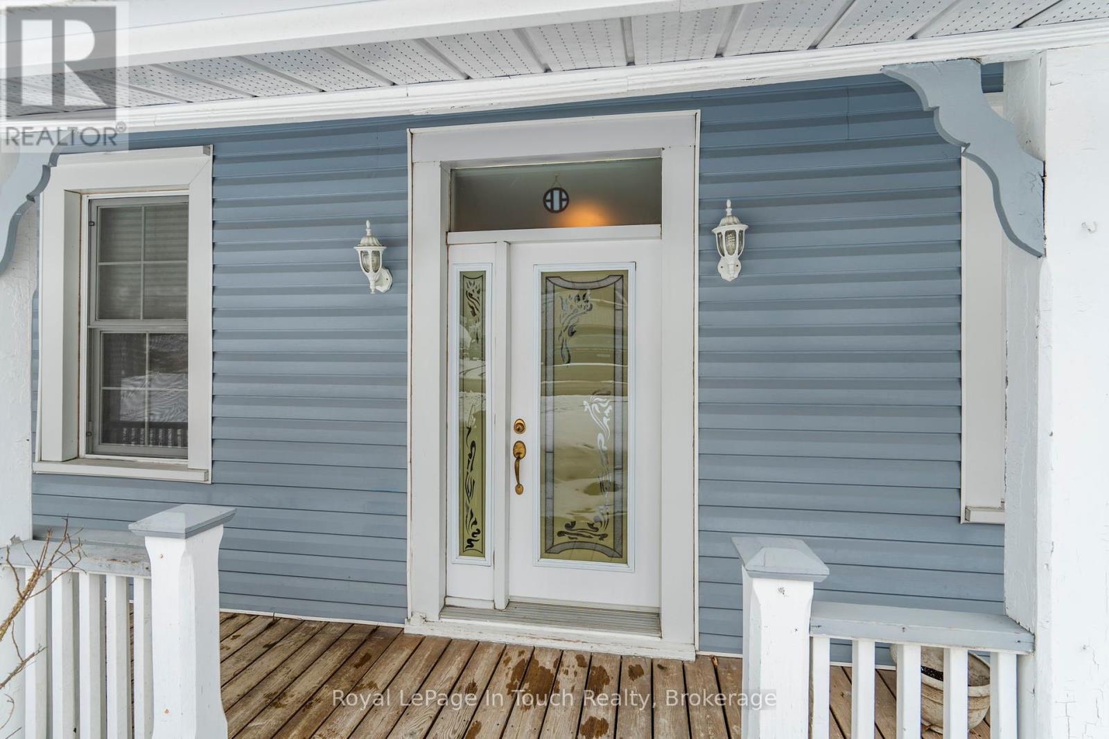 306 Church Street, Penetanguishene, Ontario  L9M 1G5 - Photo 10 - S12397041