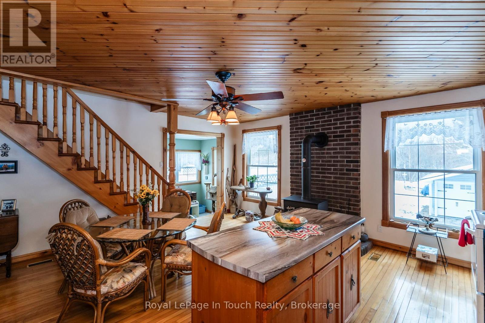 306 Church Street, Penetanguishene, Ontario  L9M 1G5 - Photo 20 - S12397041