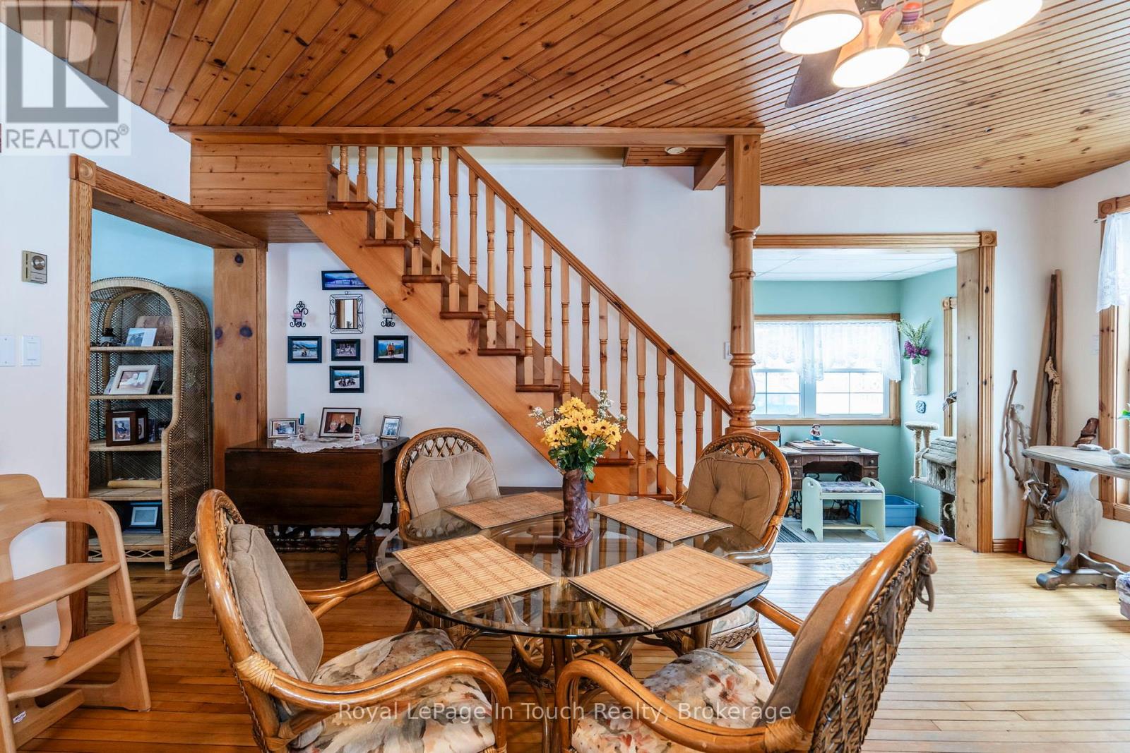 306 Church Street, Penetanguishene, Ontario  L9M 1G5 - Photo 23 - S12397041