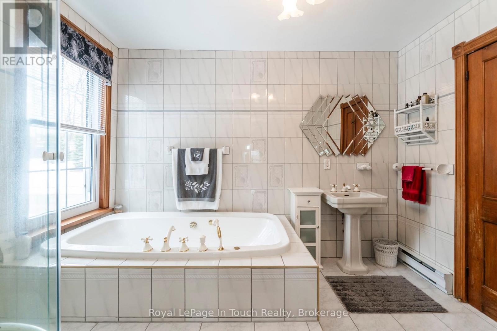 306 Church Street, Penetanguishene, Ontario  L9M 1G5 - Photo 29 - S12397041