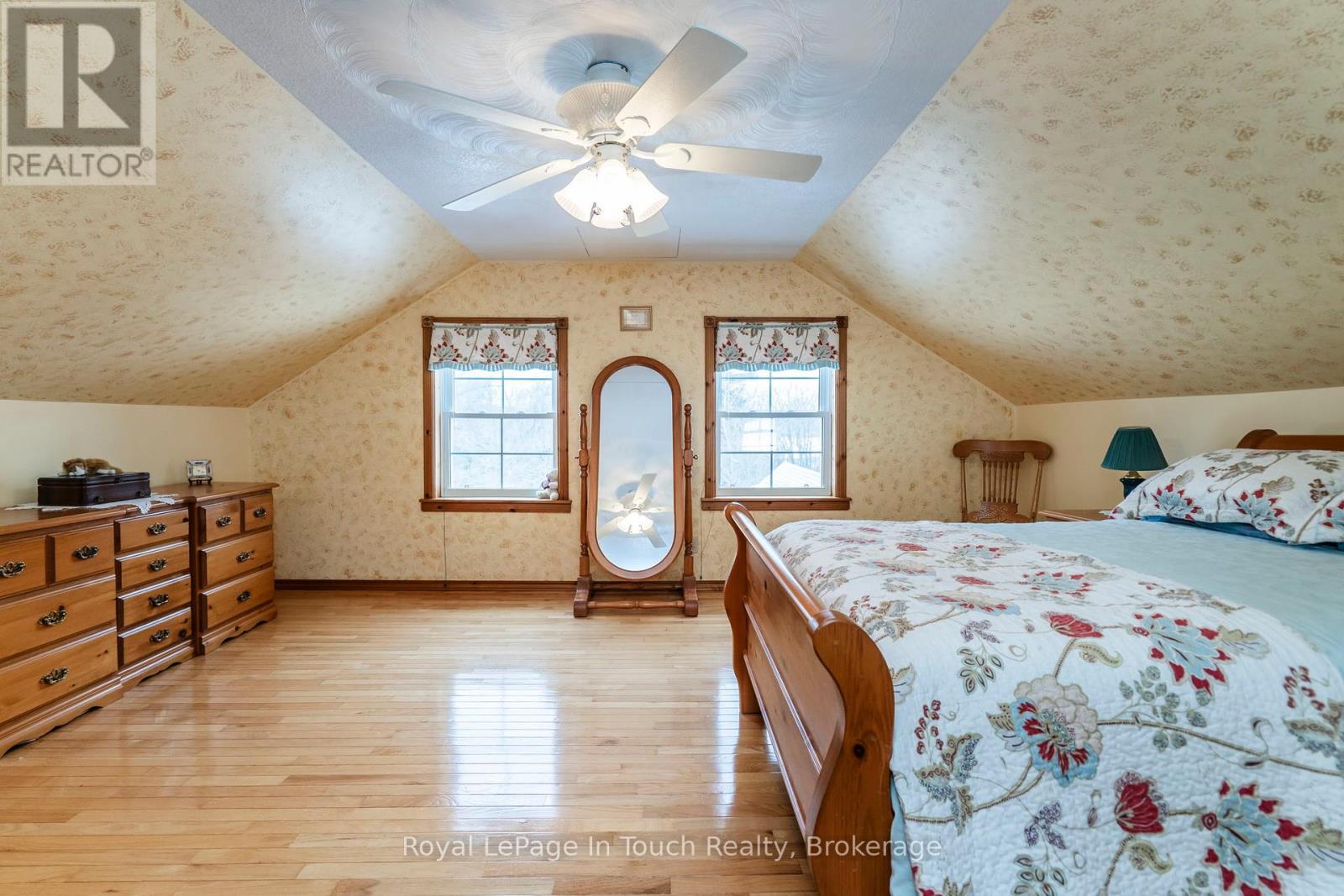 306 Church Street, Penetanguishene, Ontario  L9M 1G5 - Photo 33 - S12397041