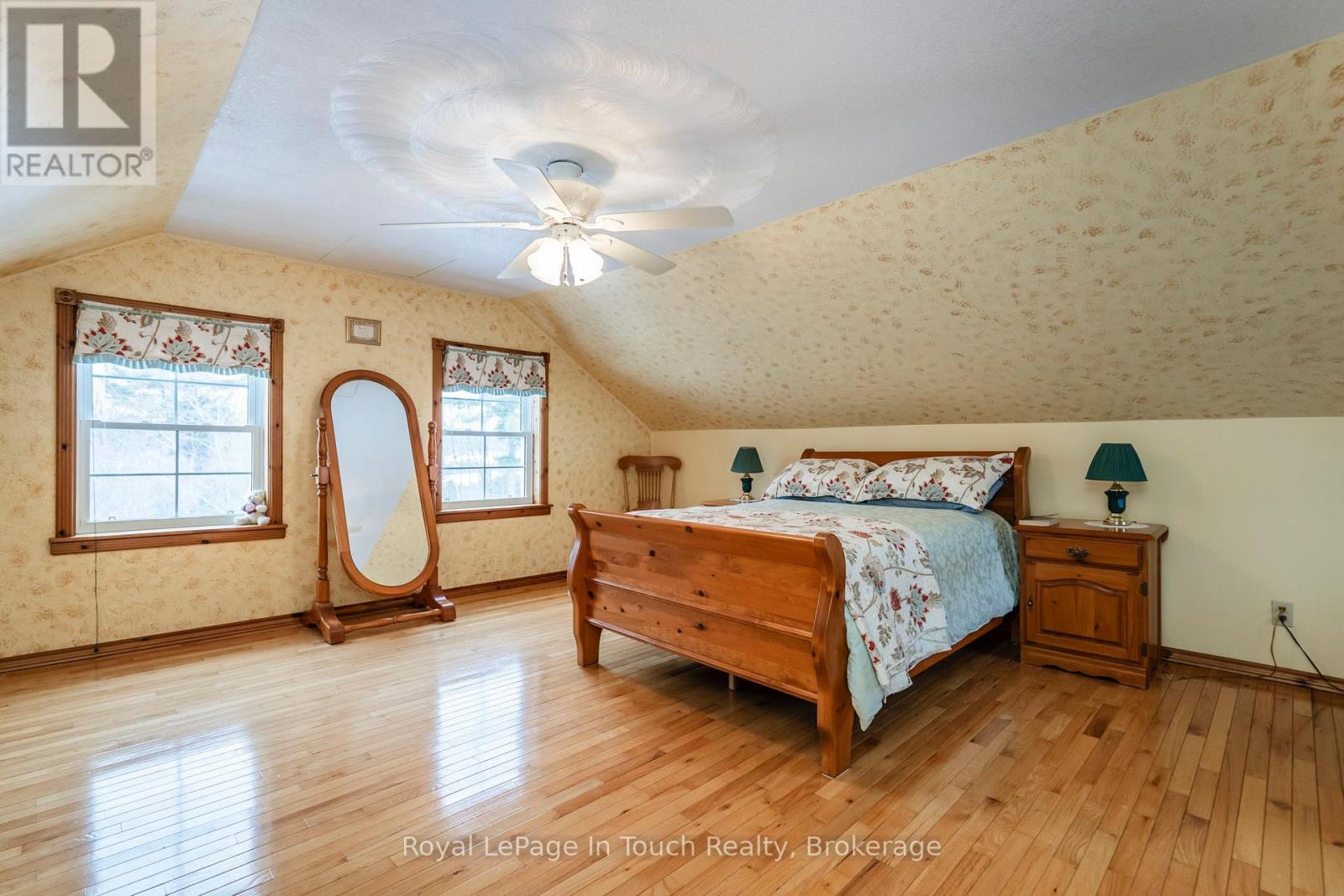 306 Church Street, Penetanguishene, Ontario  L9M 1G5 - Photo 37 - S12397041