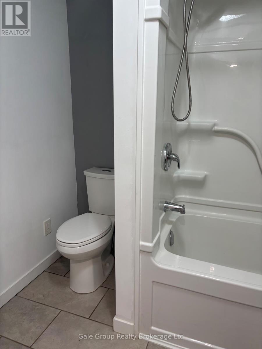 B - Lower Level - 131 Kinzie Avenue, Kitchener, Ontario  N2A 2J7 - Photo 17 - X12397097