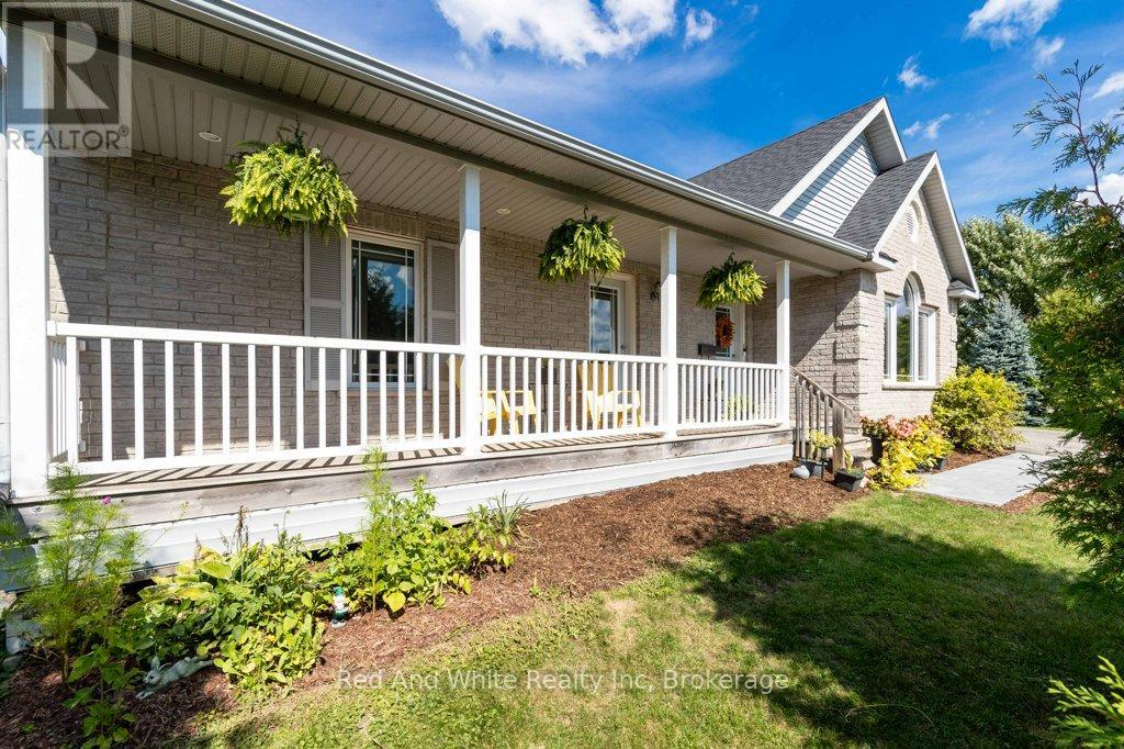 395 Bell Street, Minto, Ontario  N0G 2P0 - Photo 3 - X12397019
