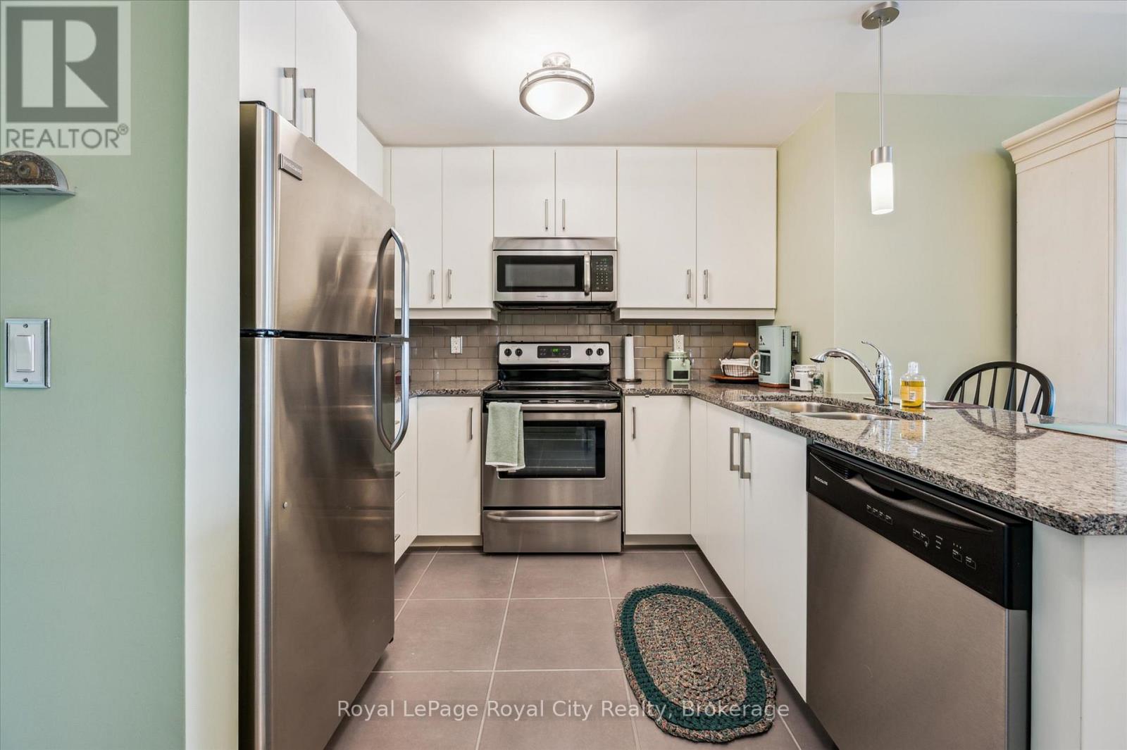 202 - 106 Bard Boulevard, Guelph, Ontario  N1L 0L8 - Photo 13 - X12397052