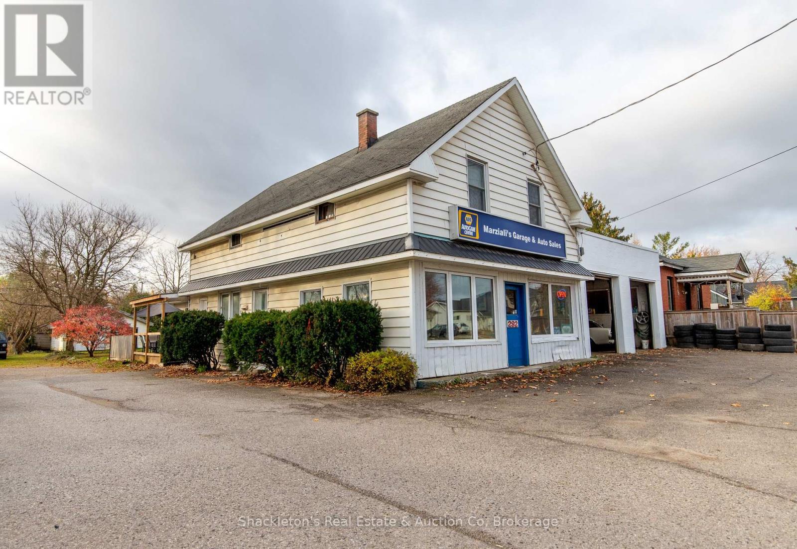 292 Queen Street W, St. Marys, Ontario  N4X 1B7 - Photo 2 - X12397081