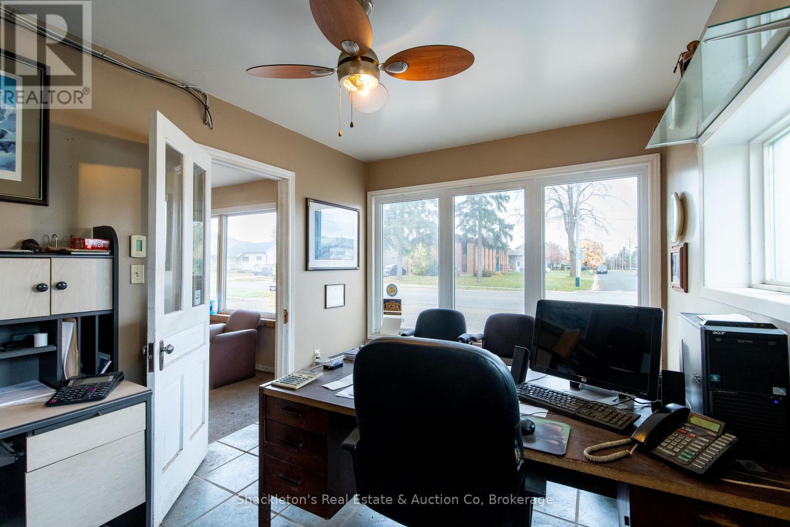 292 Queen Street W, St. Marys, Ontario  N4X 1B7 - Photo 6 - X12397081