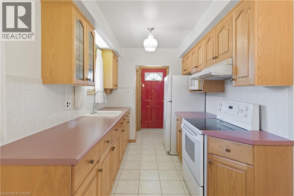 98 East 16th Street, Hamilton, Ontario  L9A 4J3 - Photo 12 - 40767422