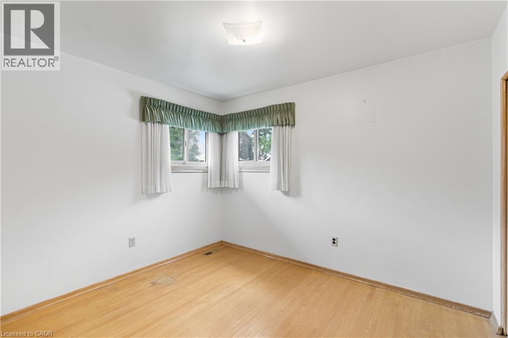 98 East 16th Street, Hamilton, Ontario  L9A 4J3 - Photo 22 - 40767422