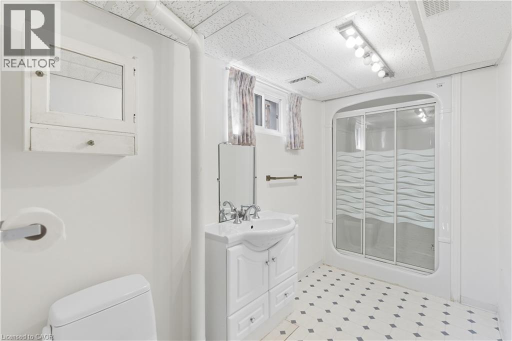 98 East 16th Street, Hamilton, Ontario  L9A 4J3 - Photo 30 - 40767422