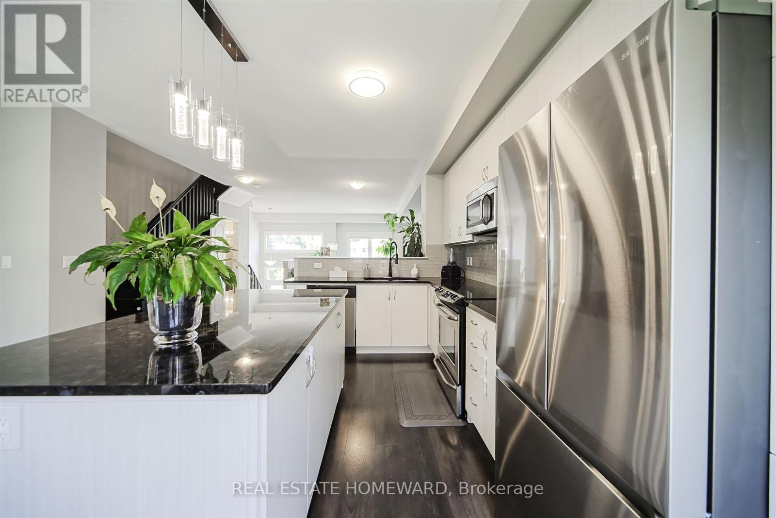 55 Antibes Drive, Toronto, Ontario  M2R 2Y9 - Photo 11 - C12396823
