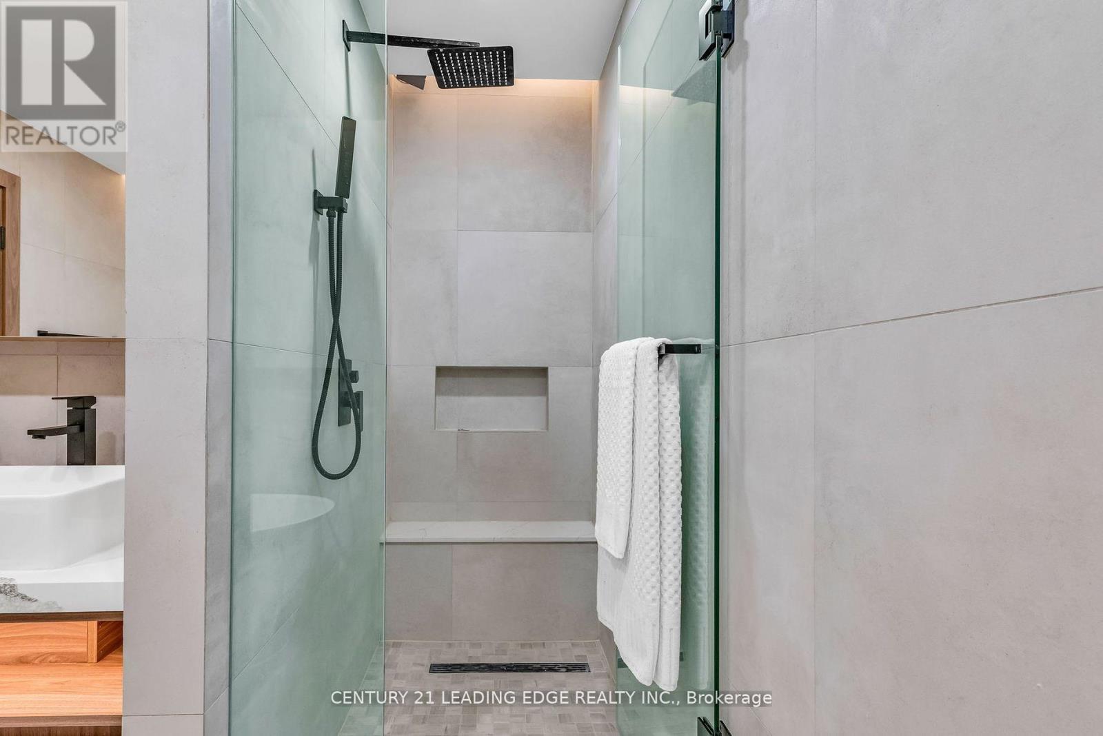 208 - 1 Watergarden Way, Toronto, Ontario  M2K 2Z7 - Photo 48 - C12396829