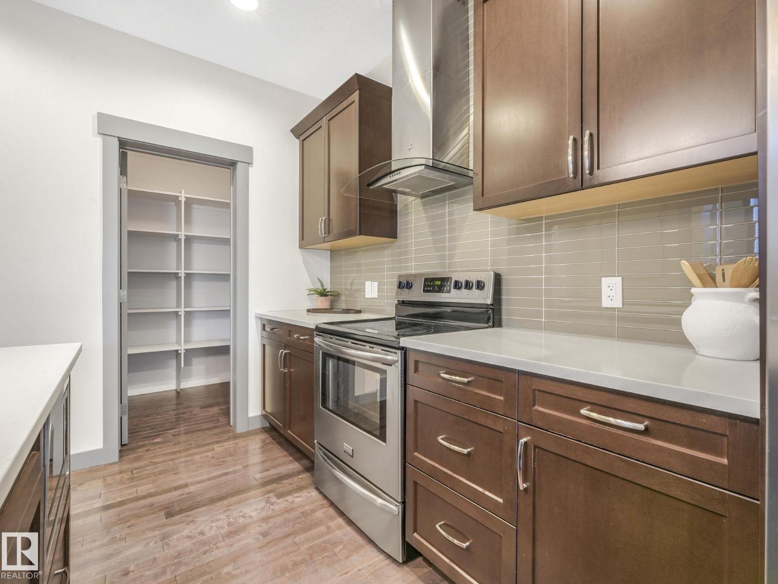 7941 83 Av Nw, Edmonton, Alberta  T6C 1A5 - Photo 18 - E4457192