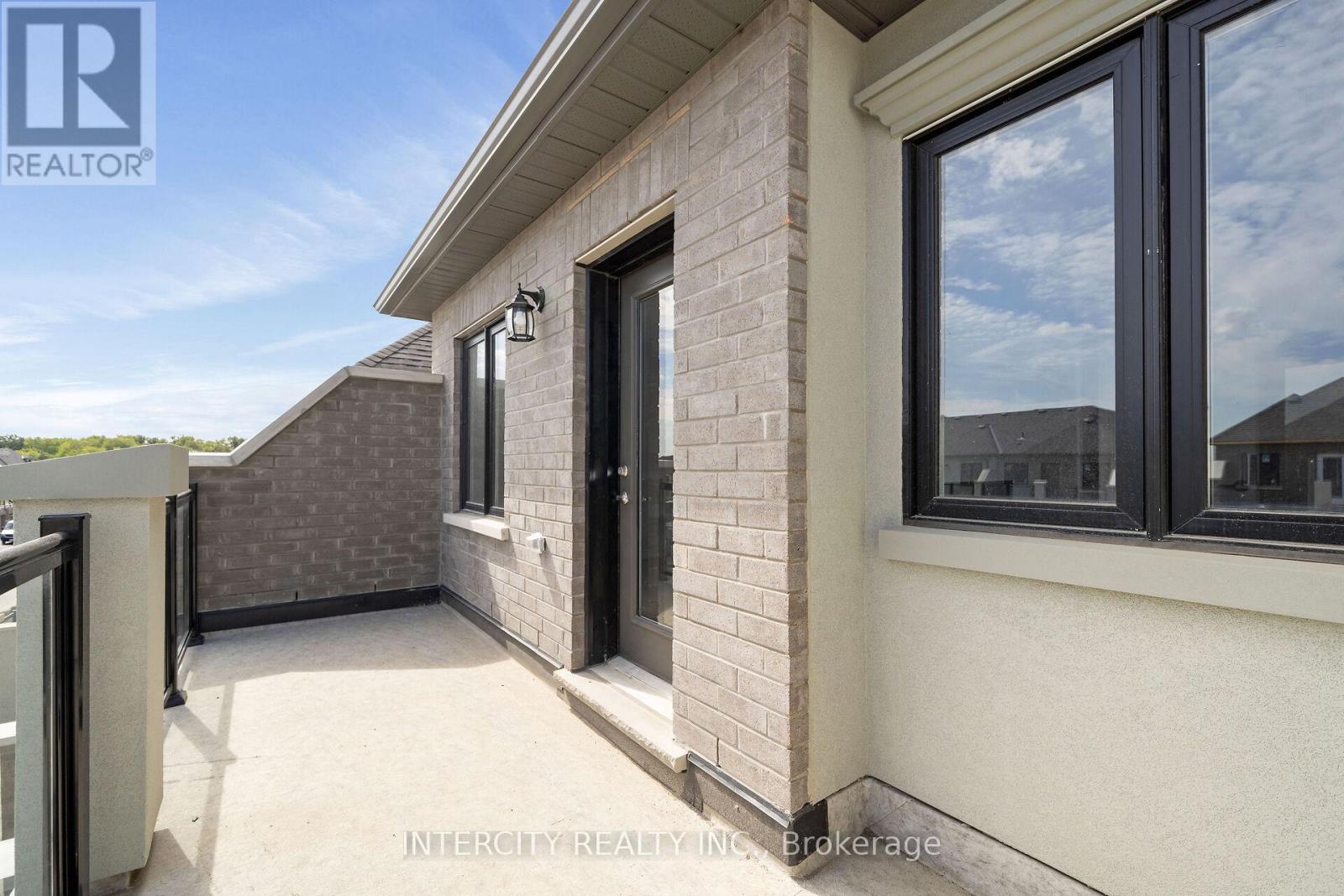 323 Inspire Boulevard, Brampton, Ontario  L6R 4E6 - Photo 23 - W12386432