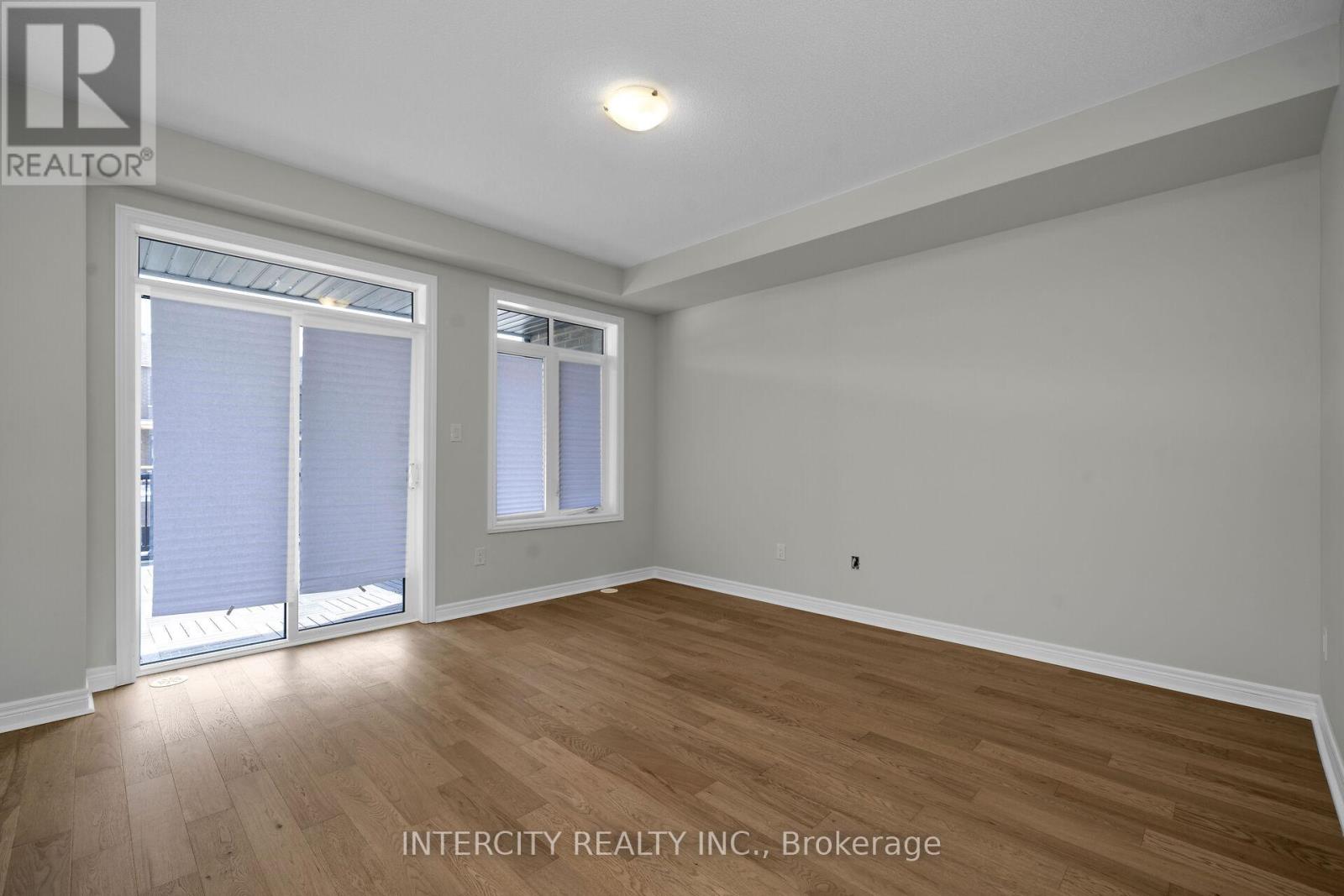 323 Inspire Boulevard, Brampton, Ontario  L6R 4E6 - Photo 16 - W12386432