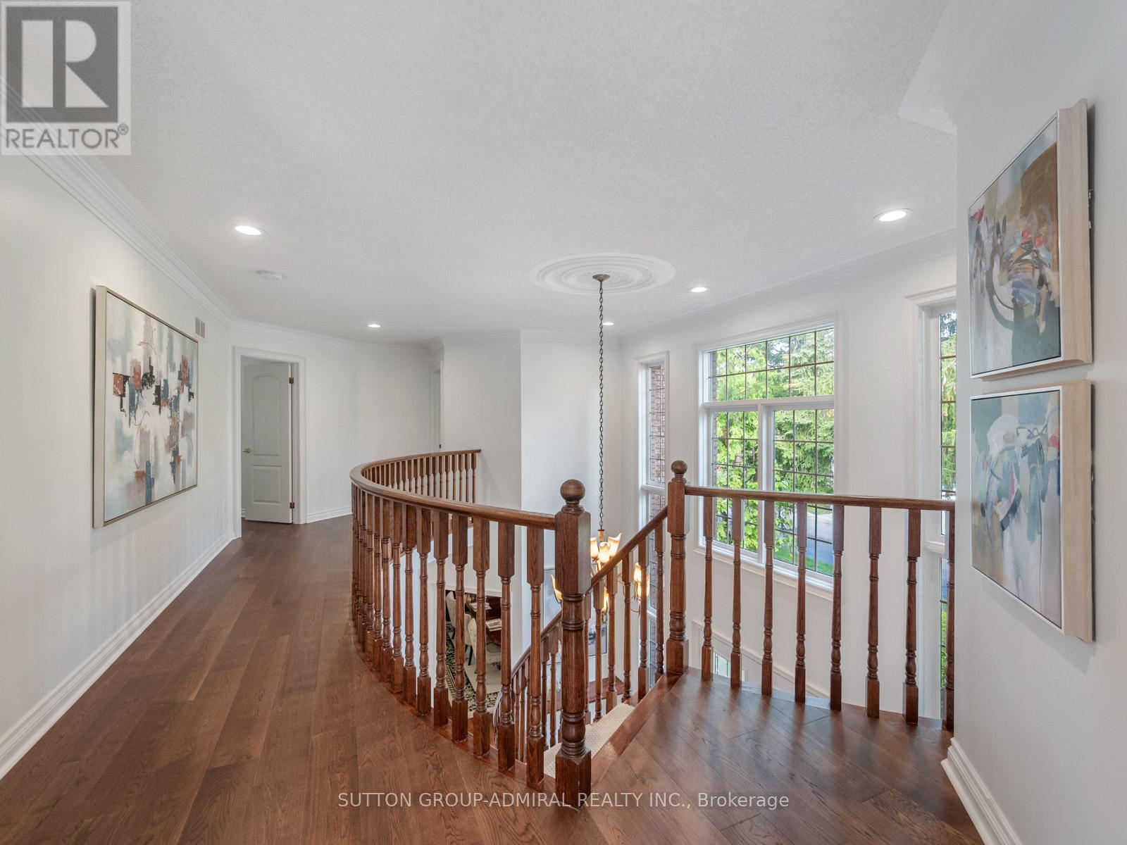 8 Tivoli Avenue, Richmond Hill, Ontario  L4C 0C6 - Photo 19 - N12396899