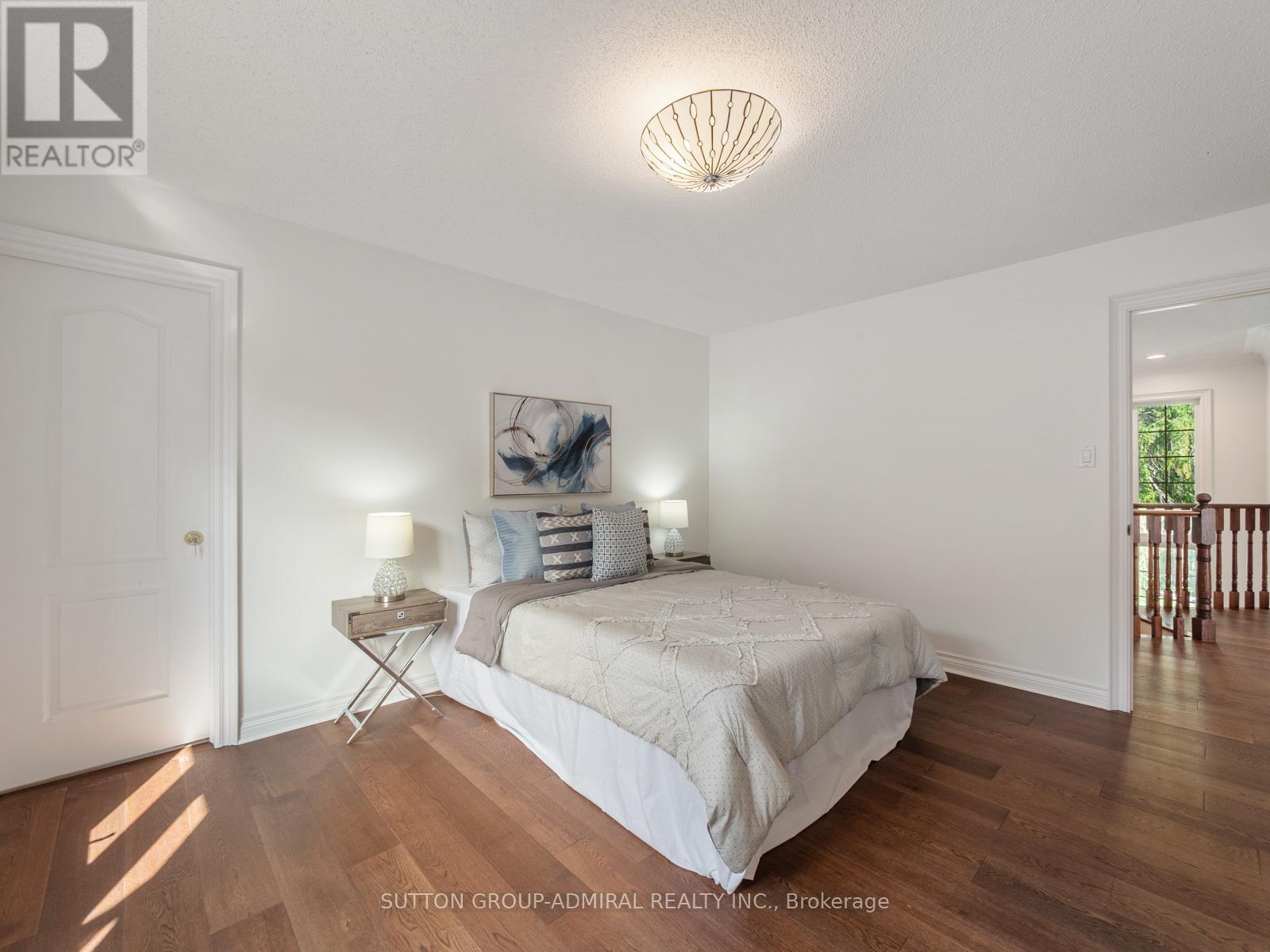 8 Tivoli Avenue, Richmond Hill, Ontario  L4C 0C6 - Photo 29 - N12396899