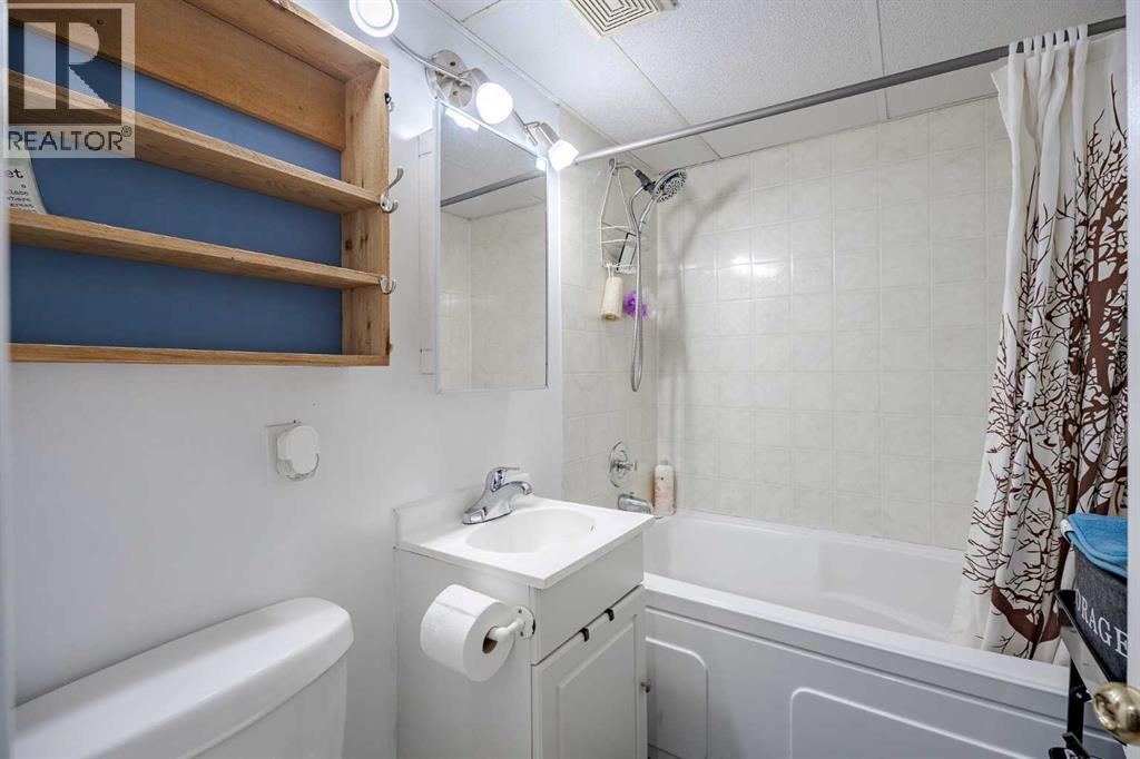 841 E Nanton Street, Carstairs, Alberta  T0M 0N0 - Photo 24 - A2234947