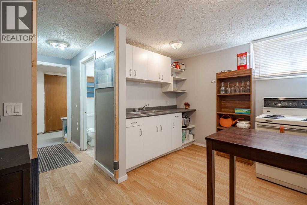 841 E Nanton Street, Carstairs, Alberta  T0M 0N0 - Photo 23 - A2234947