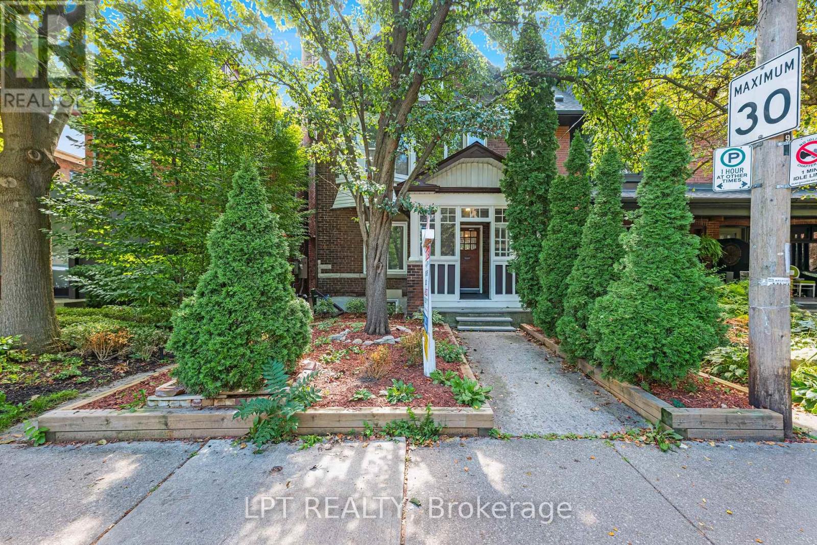 19 MARMADUKE STREET, Toronto, Ontario