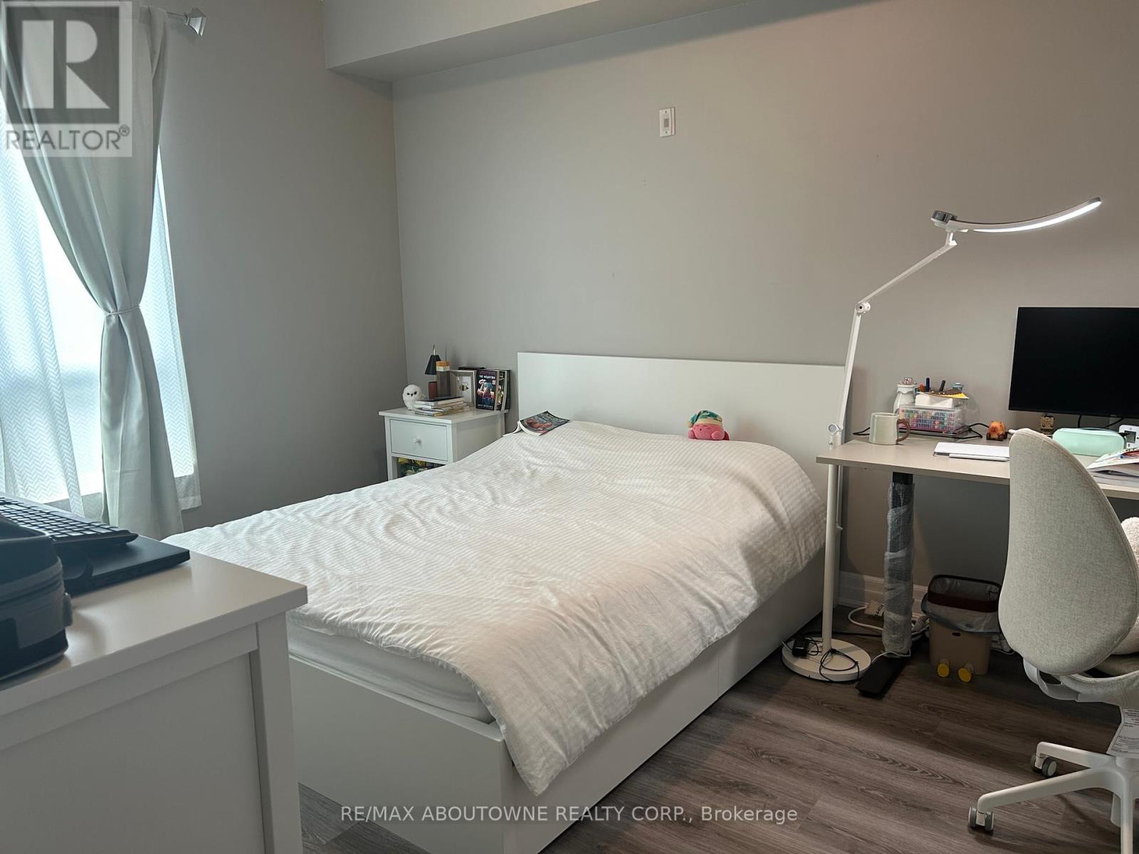 624 - 2486 Old Bronte Road, Oakville, Ontario  L6M 4J2 - Photo 7 - W12396974