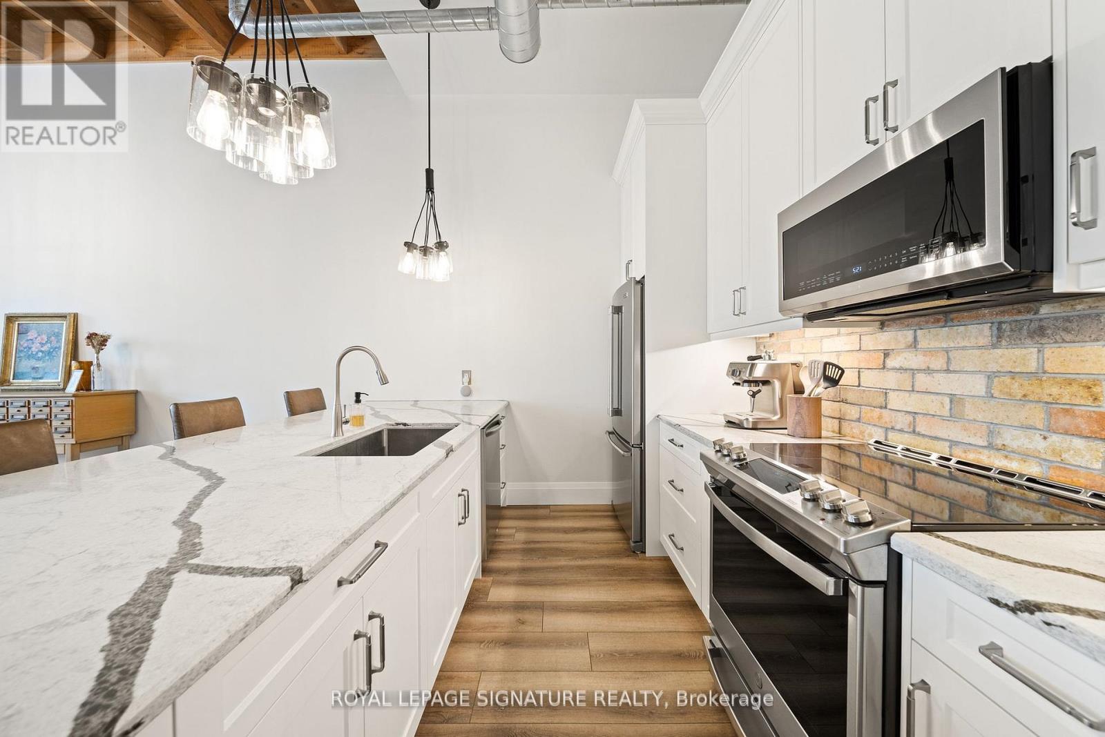 215 - 25 Concession Street, Cambridge, Ontario  N1R 2G6 - Photo 6 - X12396785