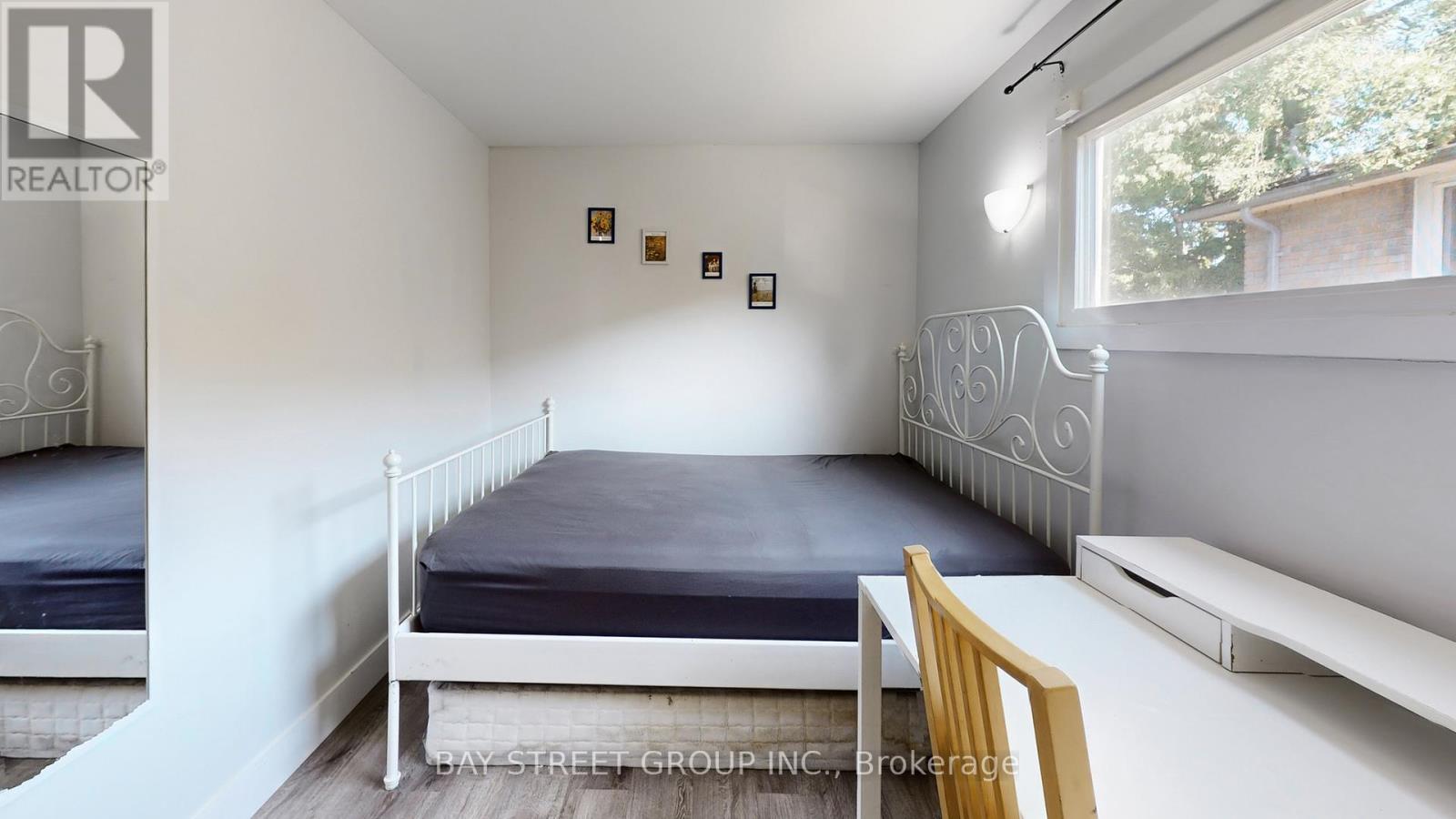 24 Empire Street, London East (East G), Ontario  N5Y 1G7 - Photo 20 - X12396833