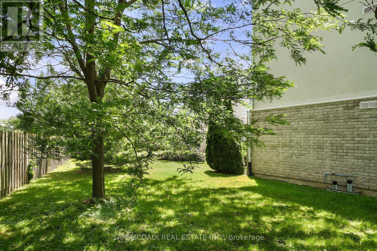 303 - 6928 Ailanthus Avenue, Niagara Falls (Arad/fallsview), Ontario  L2G 4C8 - Photo 19 - X12396935