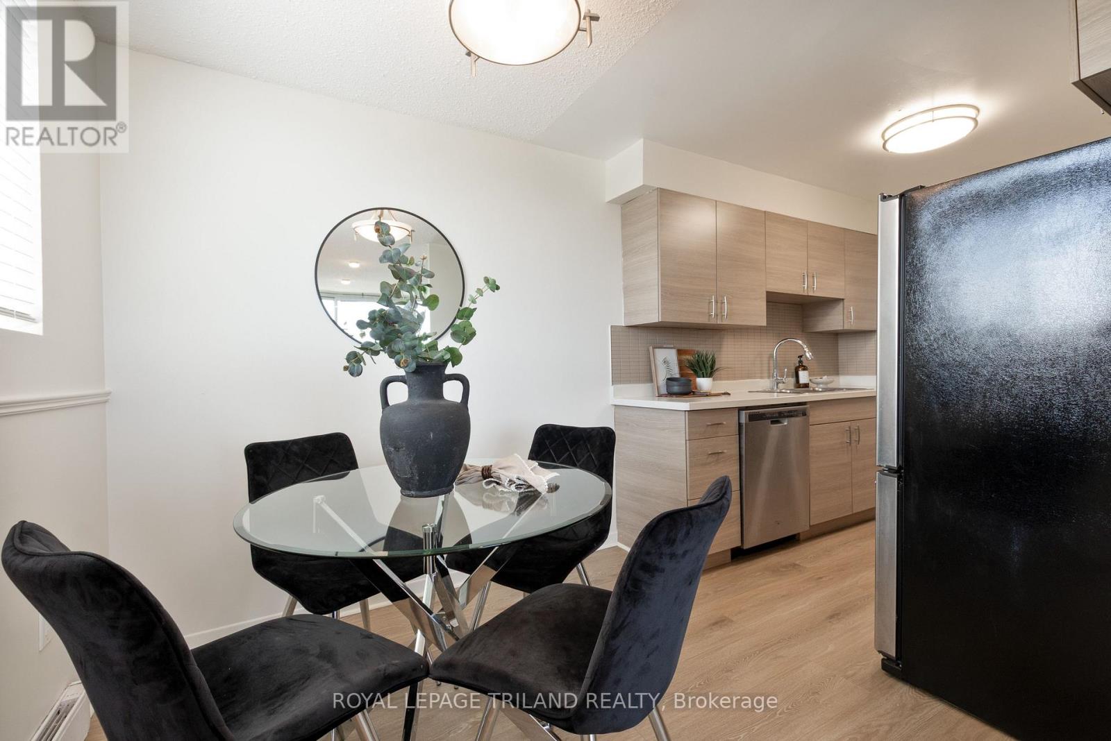 802 - 127 Belmont Drive, London South, Ontario  N6J 4J7 - Photo 16 - X12397104