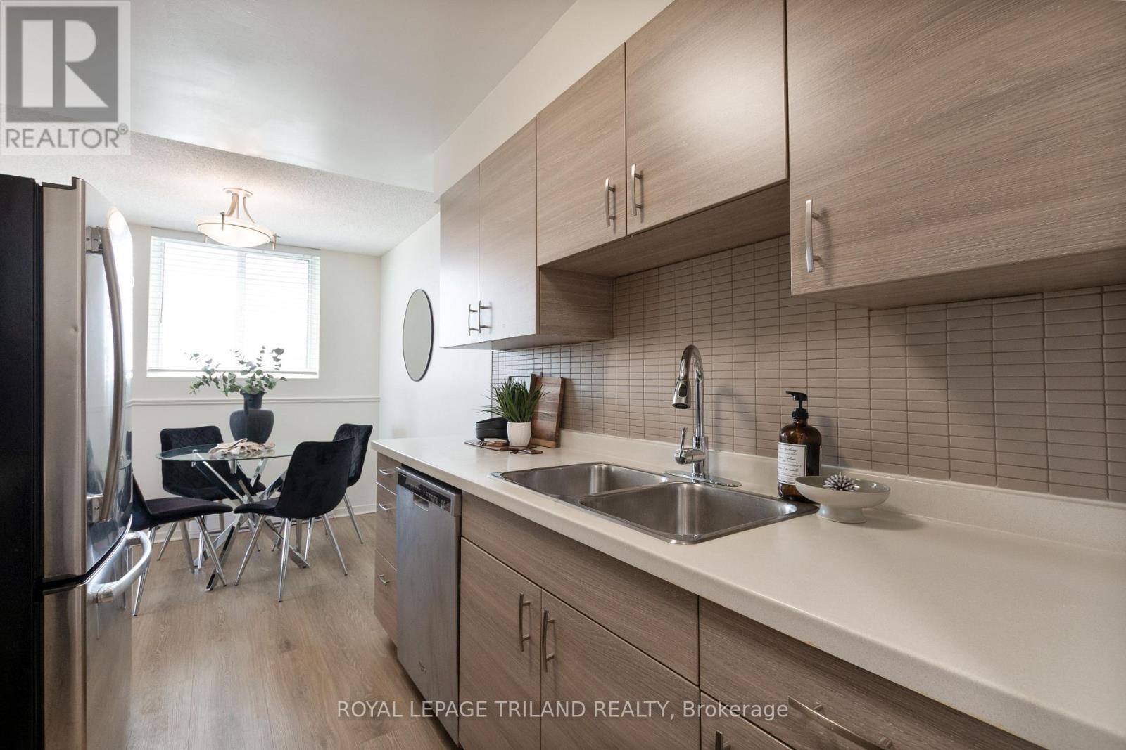 802 - 127 Belmont Drive, London South, Ontario  N6J 4J7 - Photo 19 - X12397104