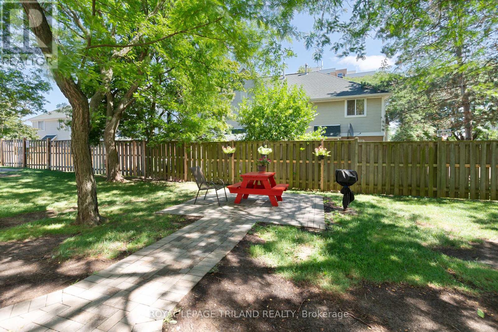 802 - 127 Belmont Drive, London South, Ontario  N6J 4J7 - Photo 33 - X12397104