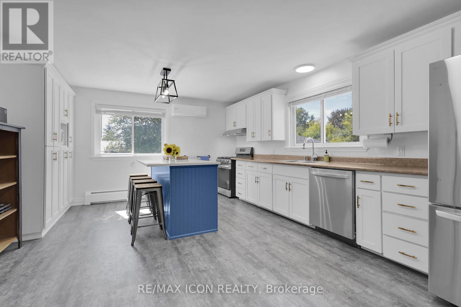 14113 Belmont Road, Central Elgin, Ontario  N0L 1B0 - Photo 10 - X12397119