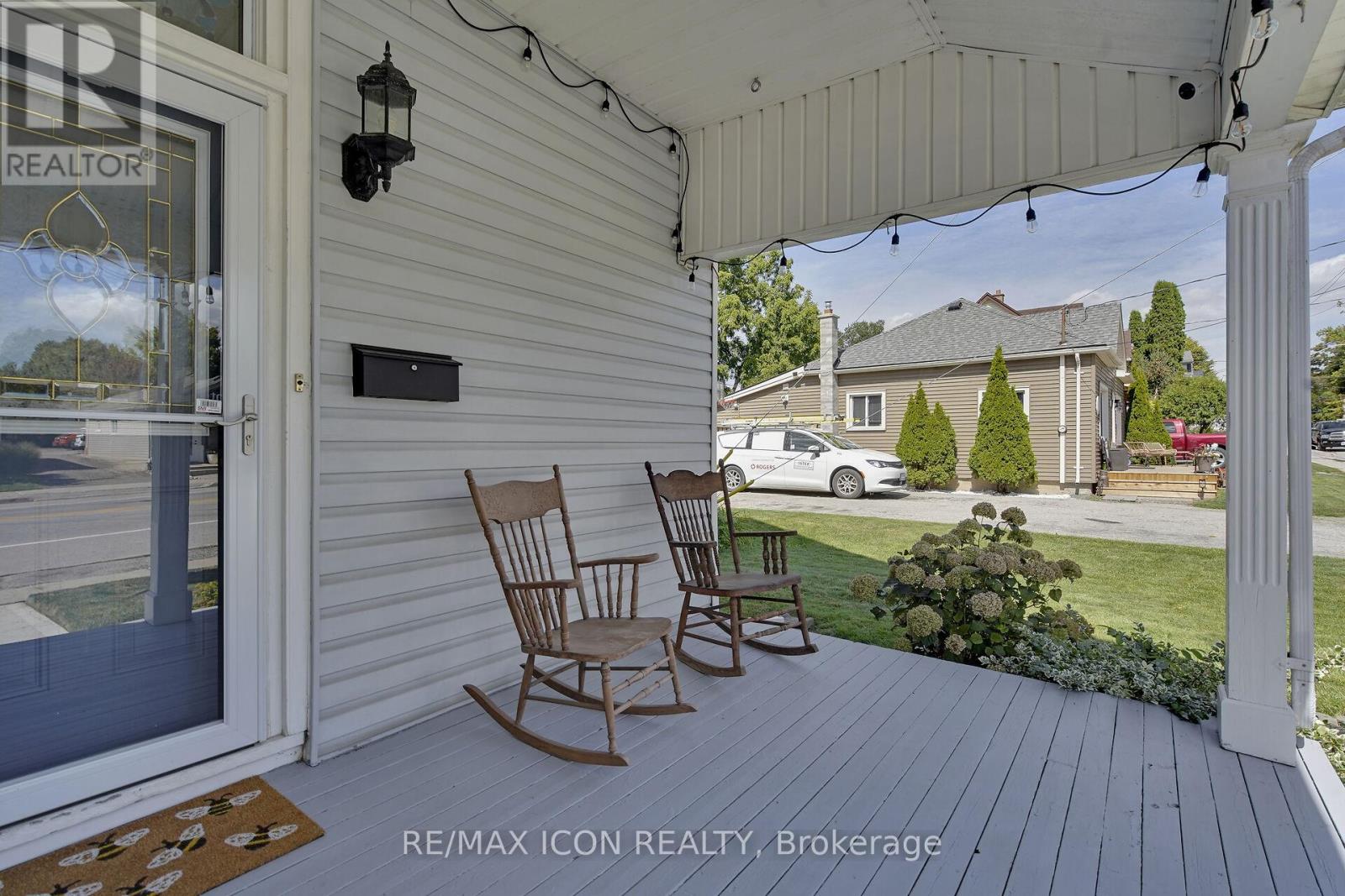 14113 Belmont Road, Central Elgin, Ontario  N0L 1B0 - Photo 3 - X12397119