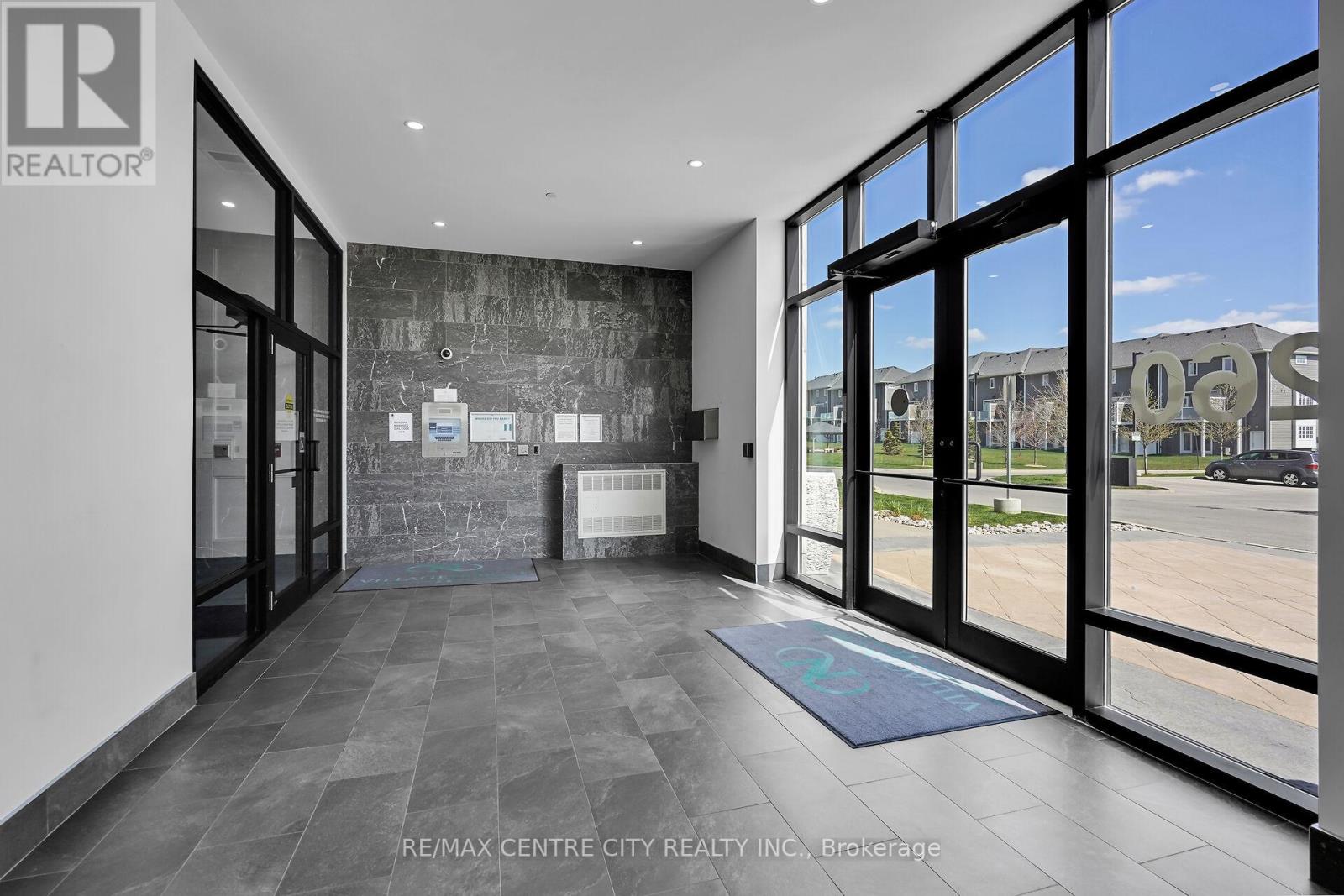 801 - 260 Villagewalk Boulevard, London North, Ontario  N6G 0W6 - Photo 34 - X12397122