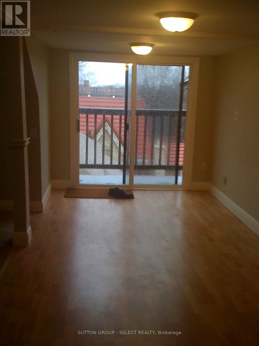 512 William Street, London East, Ontario  N6B 3E6 - Photo 10 - X12397125