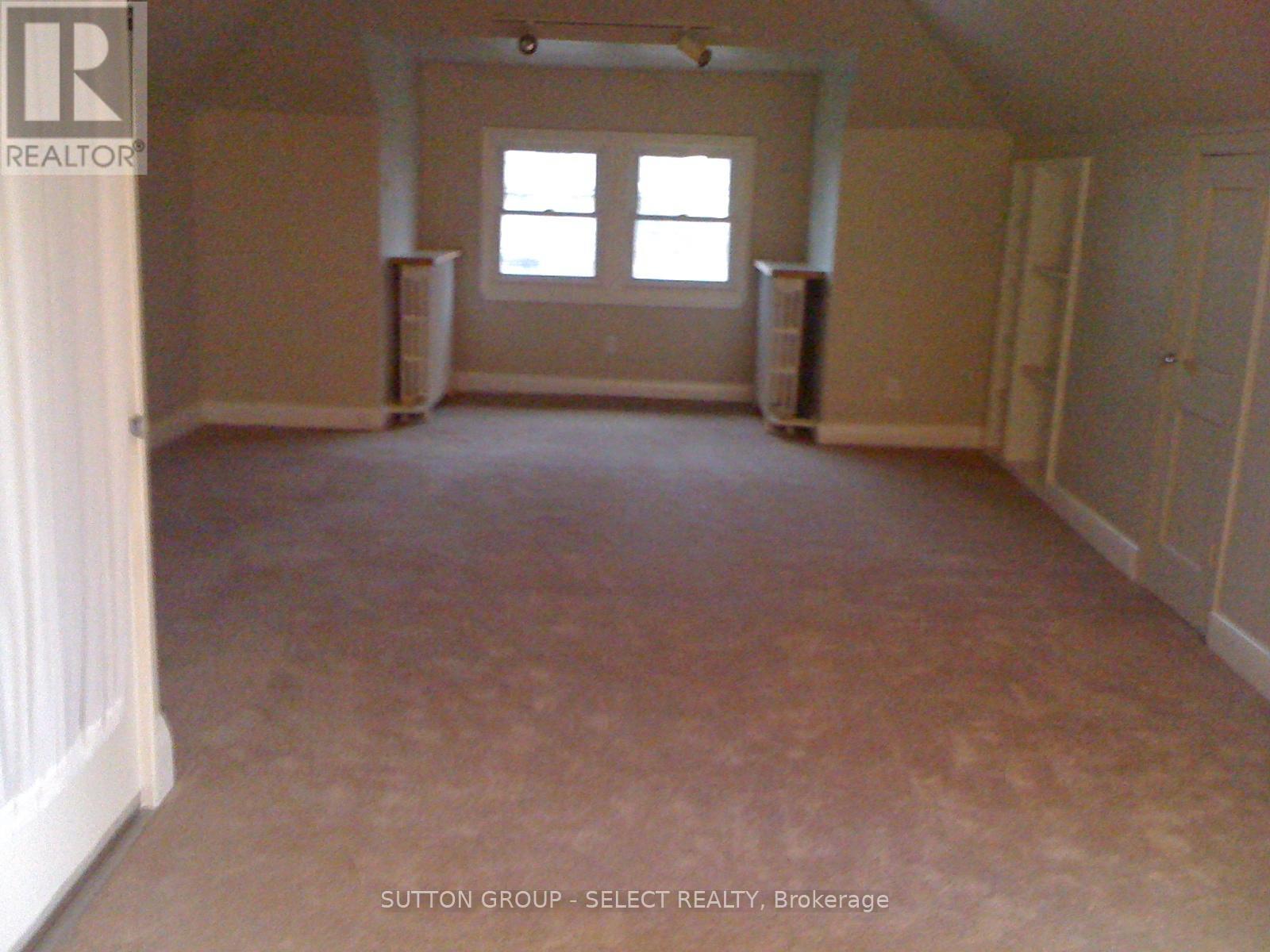 512 William Street, London East, Ontario  N6B 3E6 - Photo 13 - X12397125